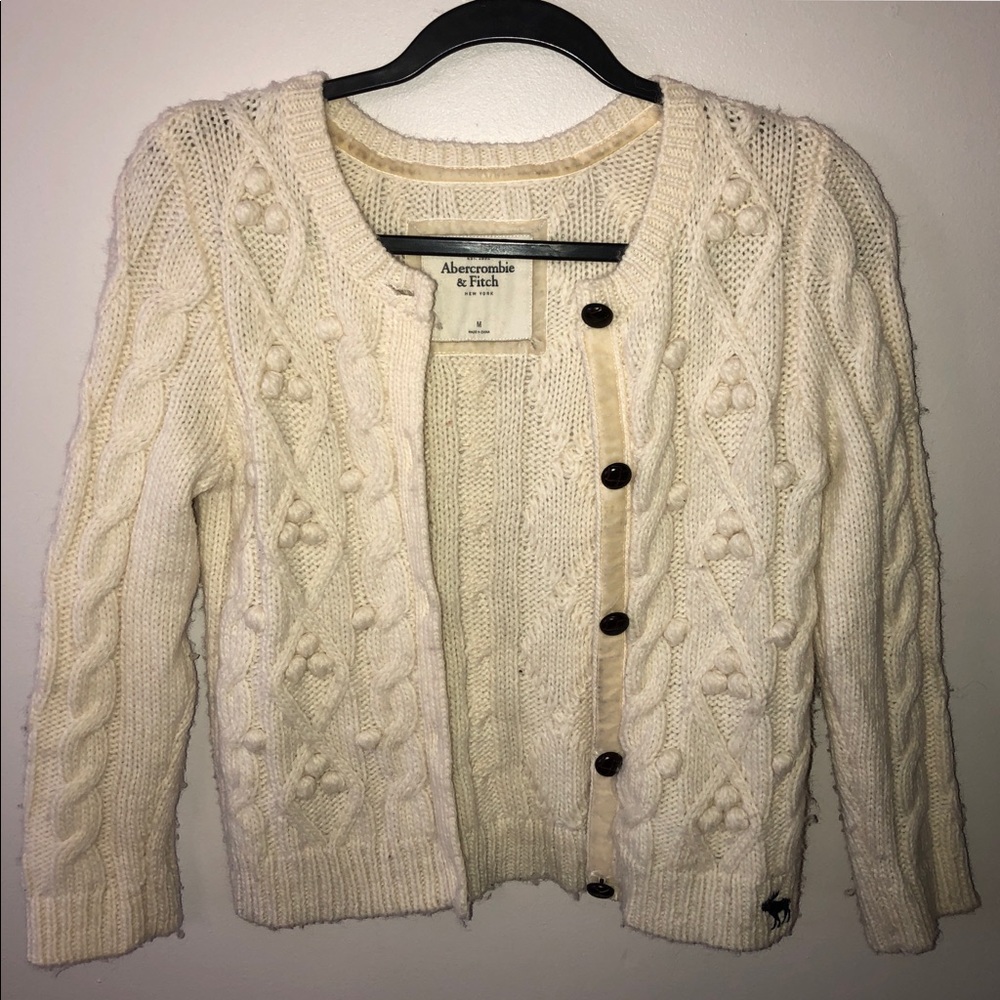 ✨Abercrombie&Fitch Cream Knit Sweater✨